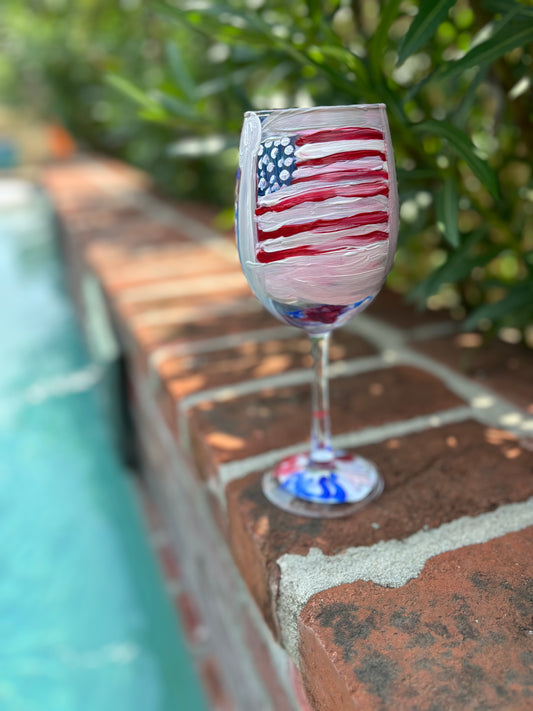 Stemmed Americana ๐บ๐ธ wine glass
