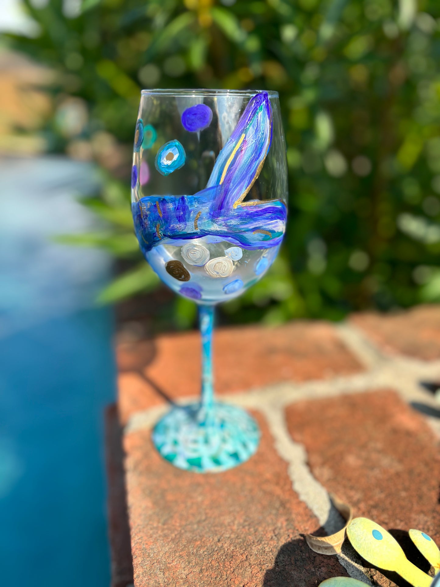 Hand-painted stemmed mermaid wine glass 🧜♀️