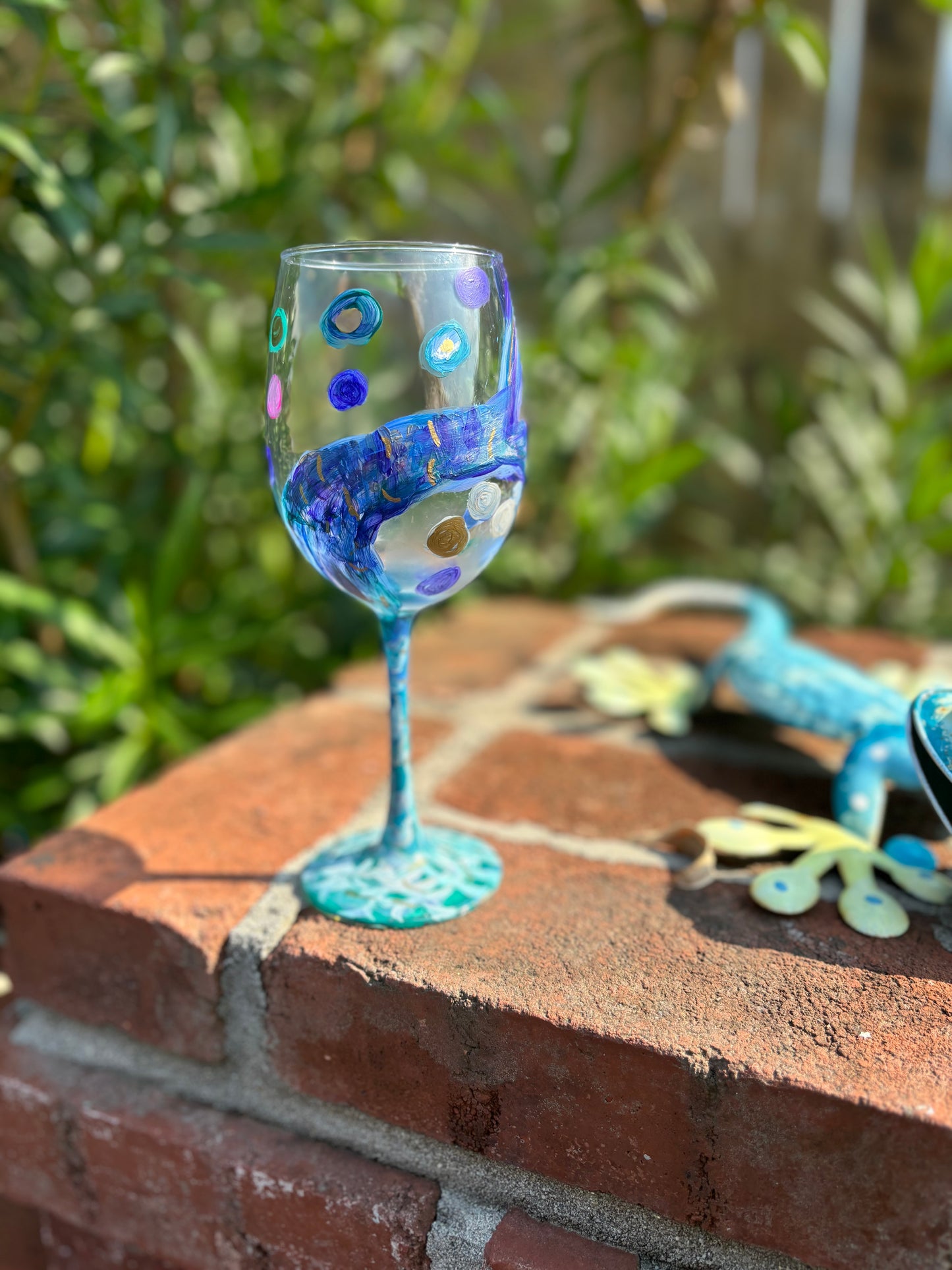 Hand-painted stemmed mermaid wine glass 🧜♀️