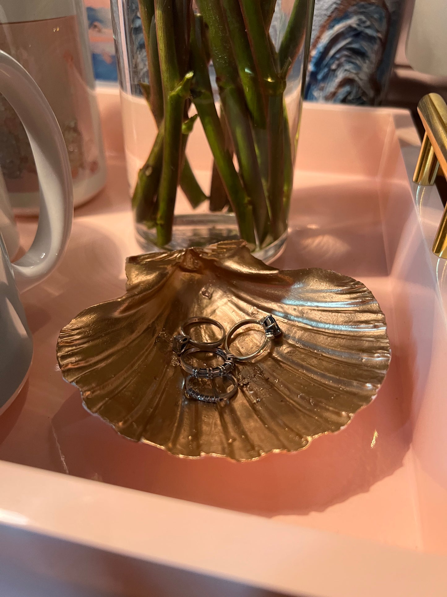 Gold leaf 🐚 shell jewelry holder