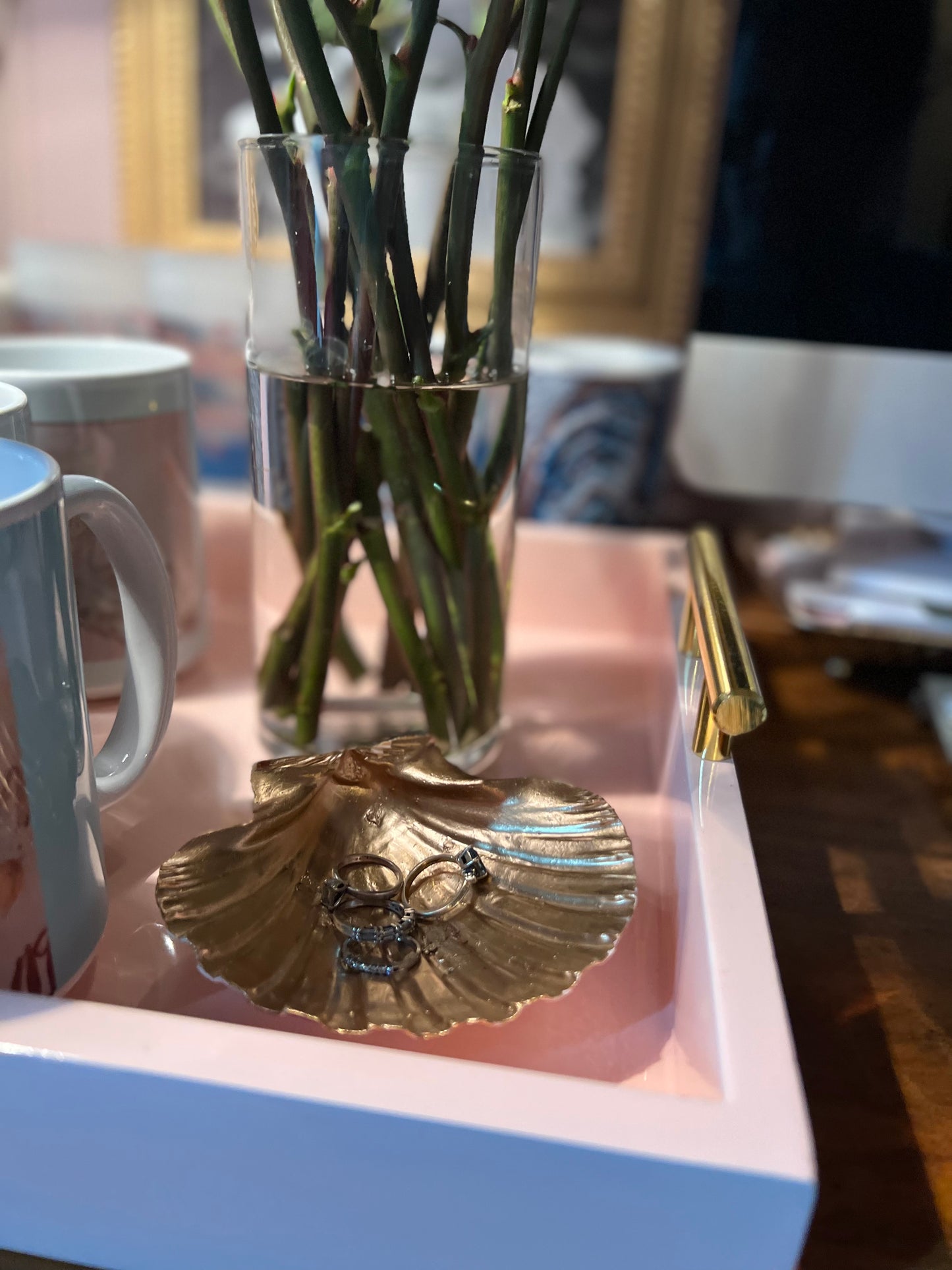 Gold leaf 🐚 shell jewelry holder