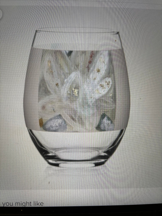 Stemless wine with 2 magnolia designs!